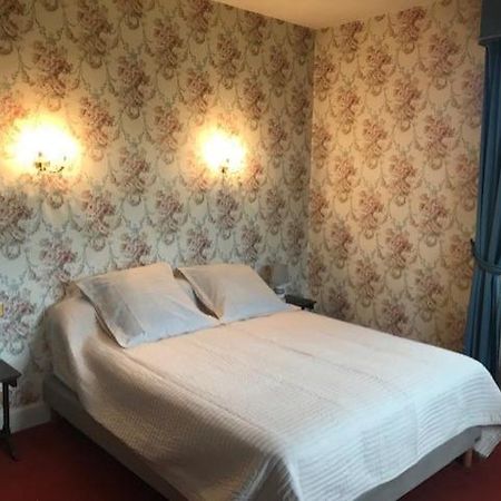 Demeure Des Carila Bed & Breakfast Heudebouville Екстериор снимка