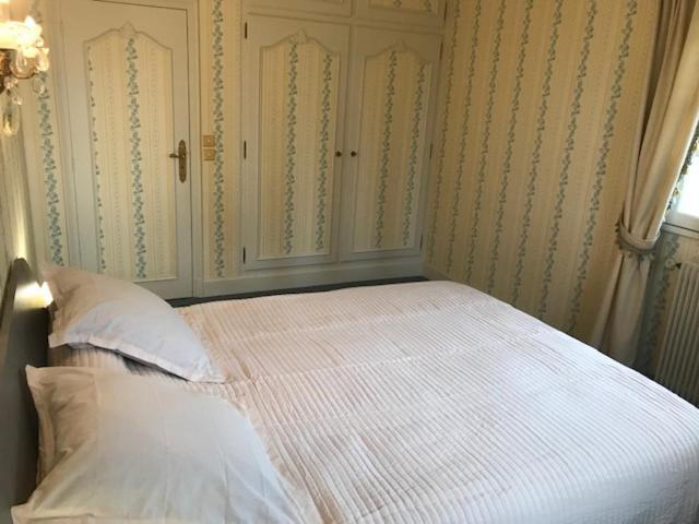 Demeure Des Carila Bed & Breakfast Heudebouville Екстериор снимка